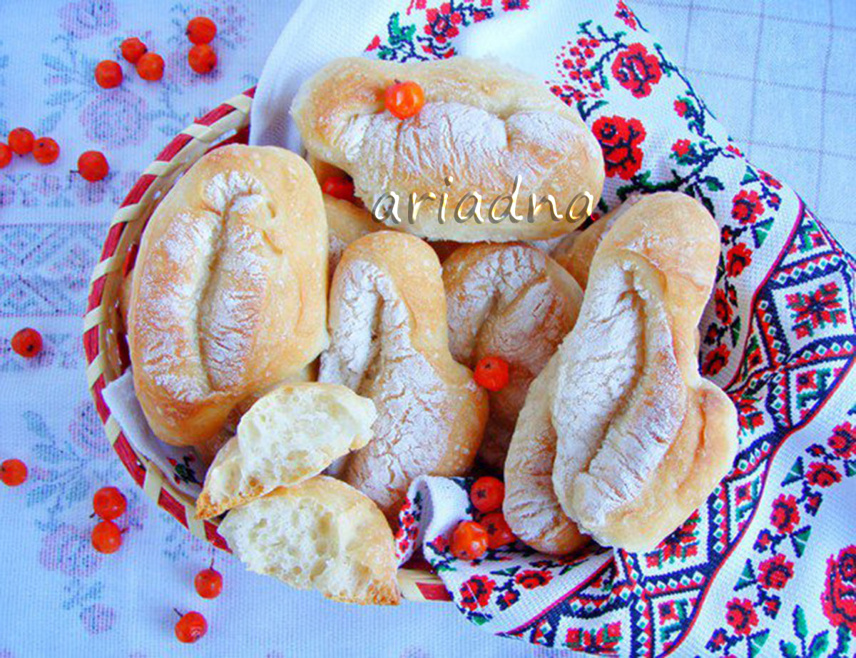French Bocard Rolls - Crusty Homemade Bread
