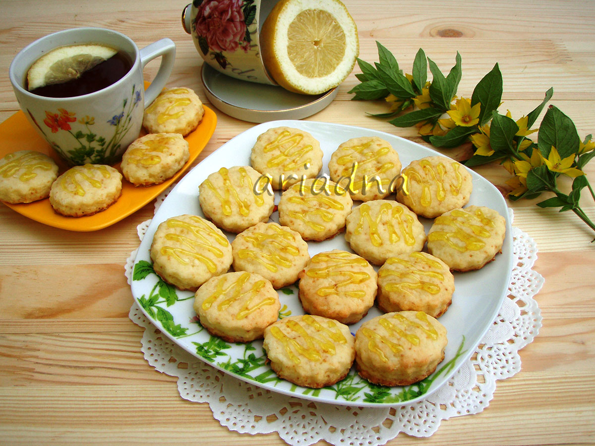 Biscotti alla ricotta con scorza di limone