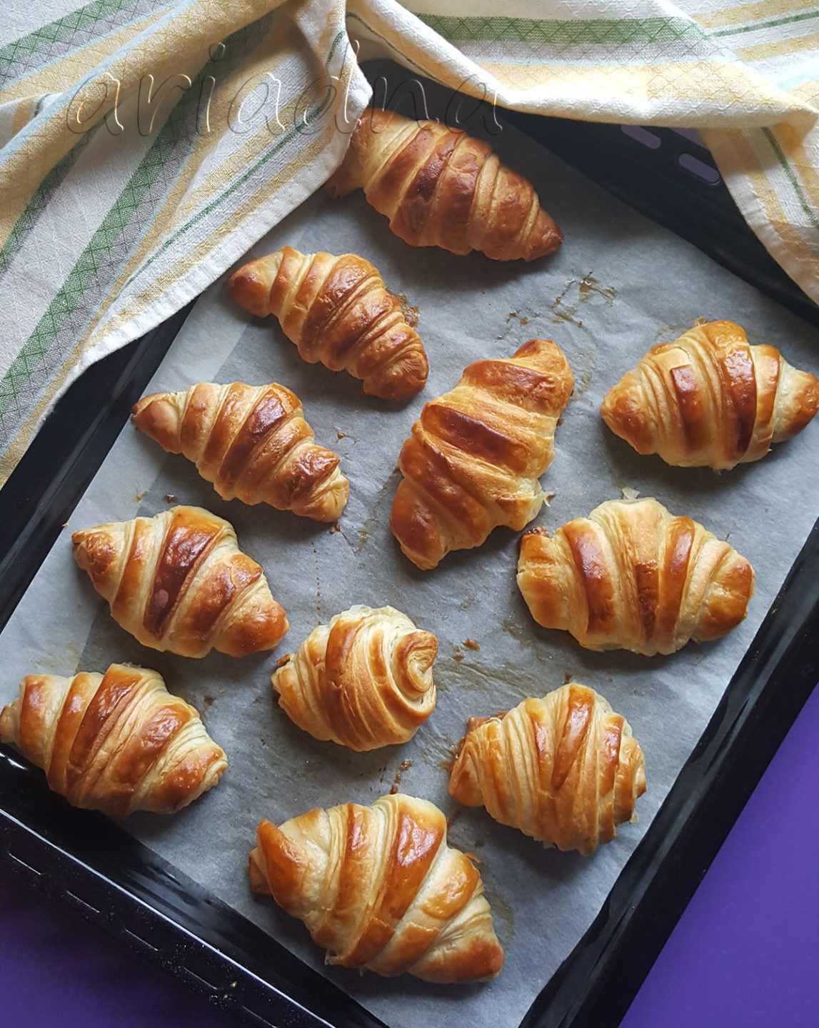 Круассаны - Croissants французская выпечка