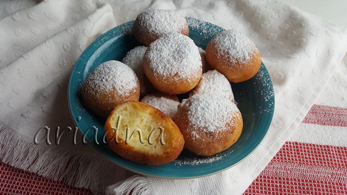 Творожные пончики